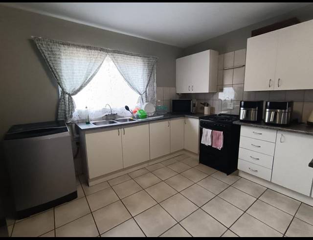 3 BEDROOM PROPERTY TO RENT IN STRUBENVALE